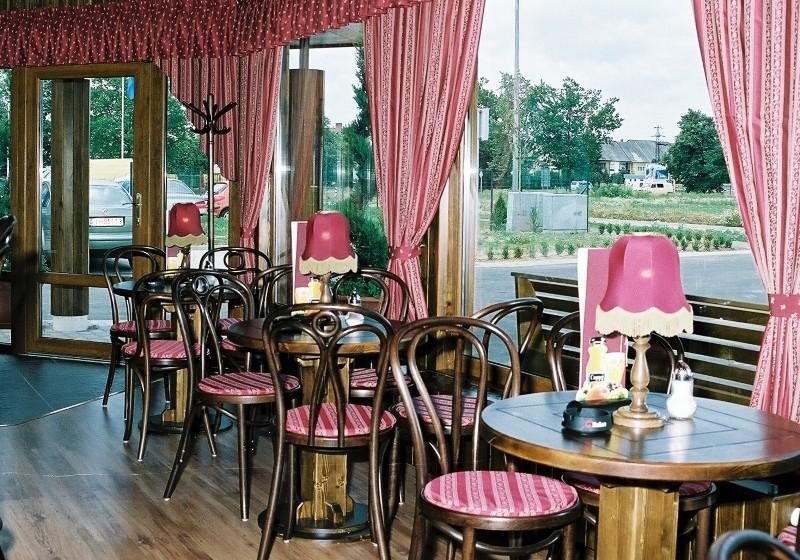 Sunset Motel Сомбатхей Экстерьер фото