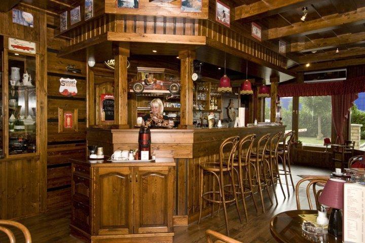 Sunset Motel Сомбатхей Экстерьер фото